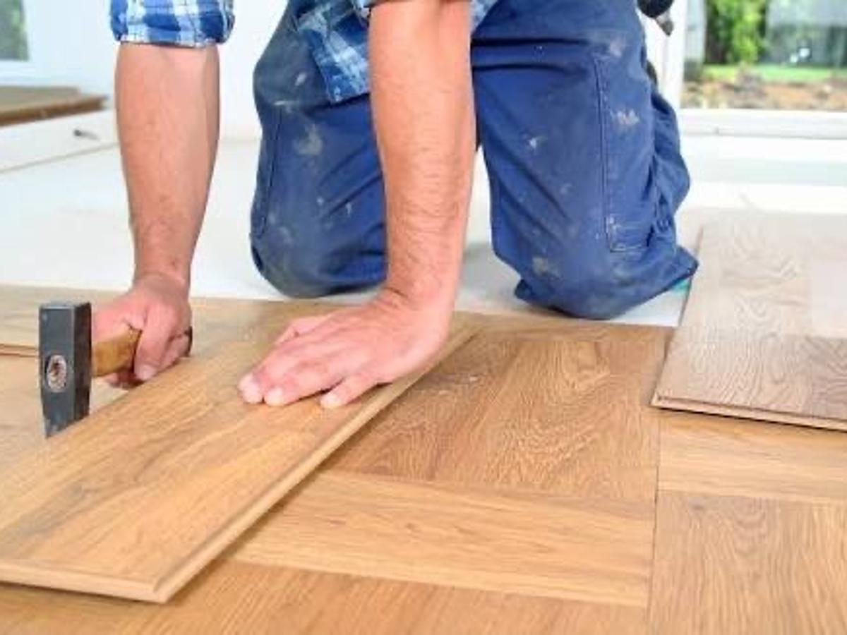 Renovering och servicejobb